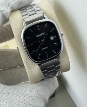 CASIO QUARTZ VINTAGE WATCH